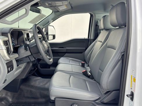 Used 2025 Ford F350 XL w/ XL Driver Assist Package image 15