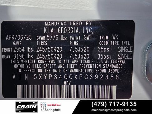 Used 2023 Kia Telluride EX w/ EX Captain's Chair Package FWD image 31