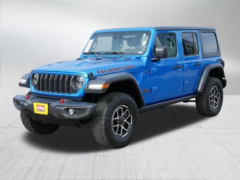 Used 2024 Jeep Wrangler Unlimited Rubicon w/ Technology Group image 3