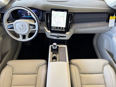 New 2026 Volvo XC90 B6 Ultra image 12