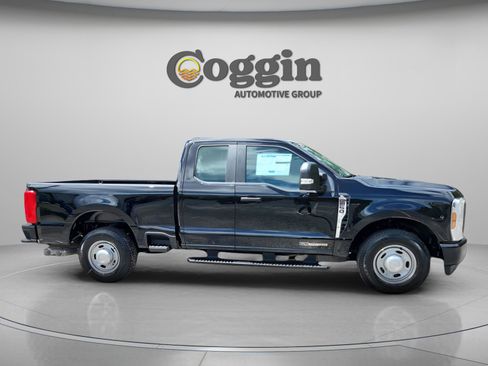 New 2026 Ford F250 XL image 6