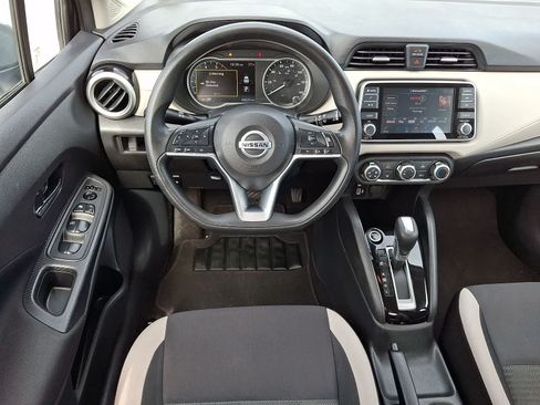 Used 2021 Nissan Versa SV FWD image 12