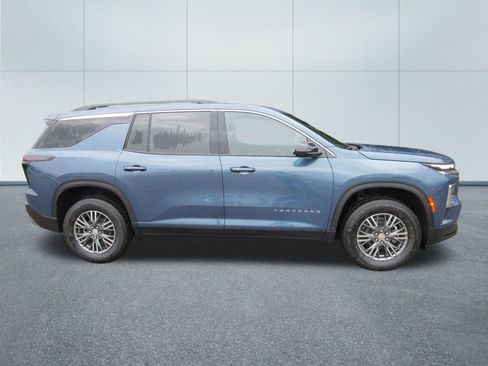 New 2026 Chevrolet Traverse LT FWD image 7