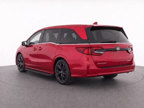 Used 2023 Honda Odyssey Sport image 7