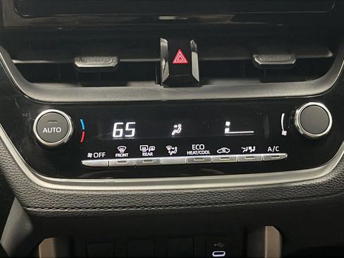 Used 2023 Toyota Corolla Cross LE FWD image 17