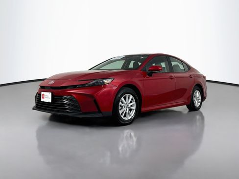 Certified 2025 Toyota Camry LE w/ Convenience Package AWD/4WD image 3