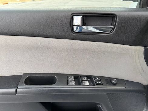 Used 2012 Nissan Sentra 2.0 S image 11