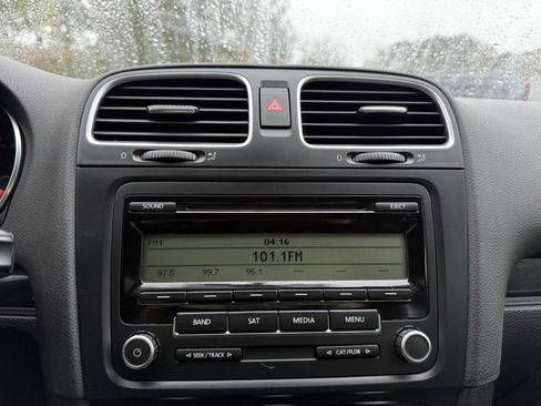 Used 2011 Volkswagen GTI Autobahn image 27