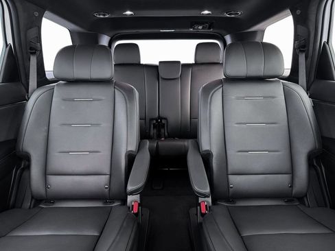 New 2026 Hyundai Palisade Calligraphy AWD/4WD image 16