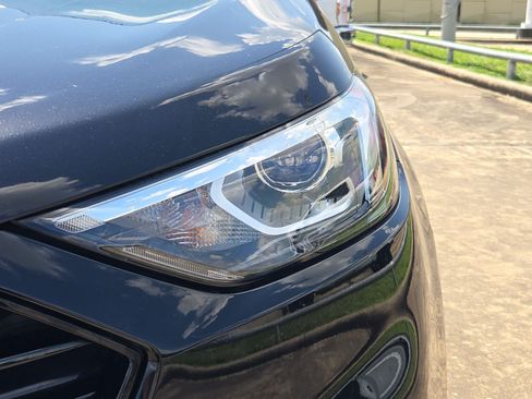 Used 2024 Ford Edge SE w/ Black Appearance Package AWD/4WD image 12