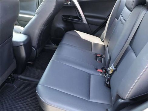 Used 2018 Toyota RAV4 Limited AWD/4WD image 25