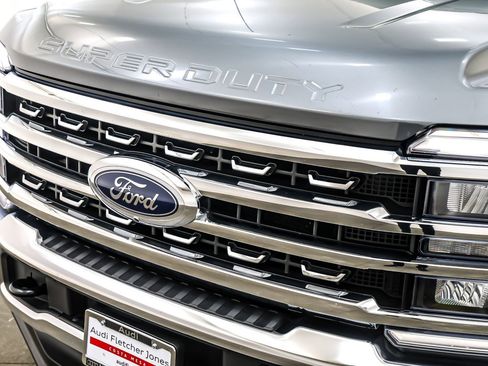 Used 2024 Ford F250 Lariat image 13