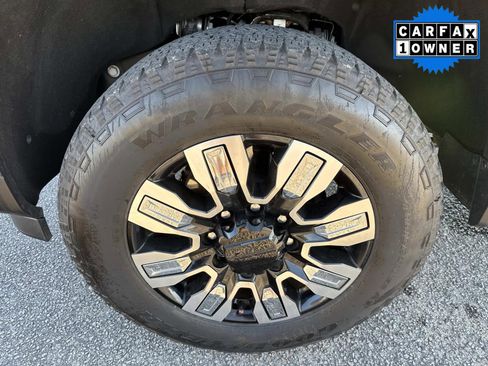 Used 2024 GMC Sierra 2500 Denali w/ Denali Reserve Package image 11