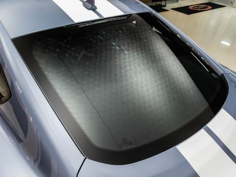Used 2022 Ford Mustang Shelby GT500 w/ Carbon Fiber Track Pack RWD image 38