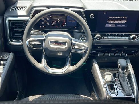 New 2025 GMC Canyon Elevation w/ Convenience Package image 14