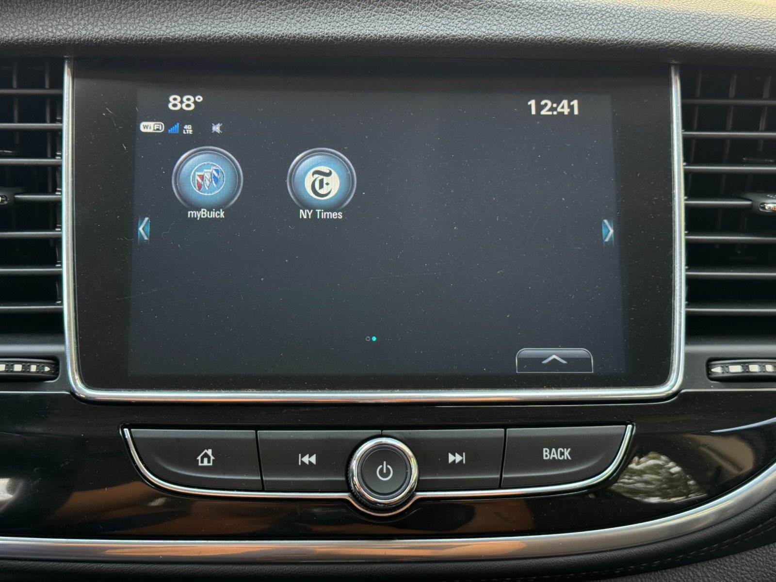Used 2020 Buick Encore Preferred w/ Safety Package FWD image 23