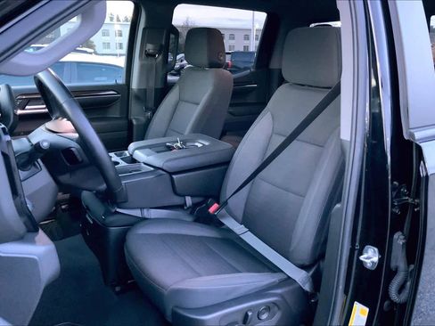 Used 2024 Chevrolet Silverado 1500 LT w/ Convenience Package II image 8