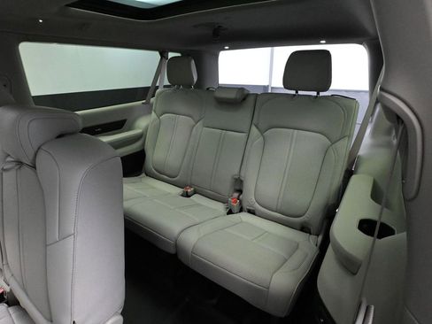 Used 2024 Jeep Wagoneer L Series II w/ Premium Group I image 44