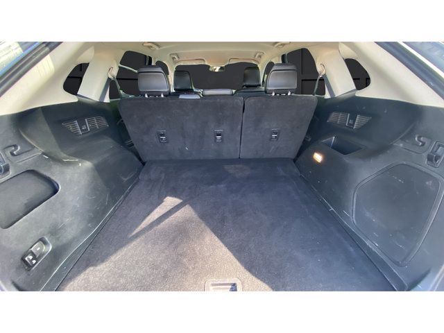 Used 2020 Ford Edge Titanium AWD/4WD image 25