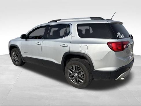 Used 2018 GMC Acadia SLT AWD/4WD image 3