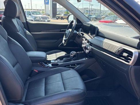 Used 2024 Kia Telluride EX AWD/4WD image 32