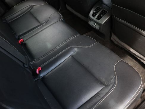 Used 2012 Ford Taurus SEL image 12