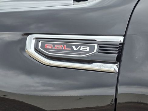 Used 2024 GMC Sierra 1500 SLT w/ SLT Premium Plus Package image 32