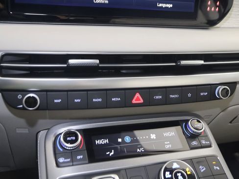 Used 2024 Hyundai Palisade Calligraphy AWD/4WD image 36