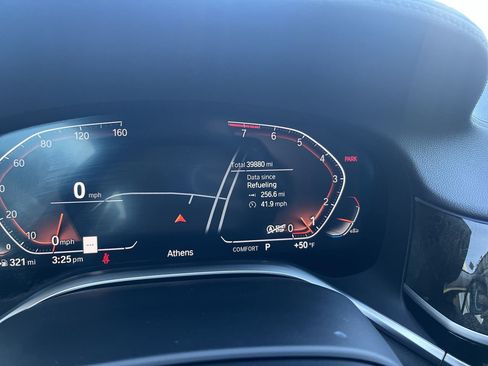 Used 2021 BMW 740i w/ Premium Package image 23