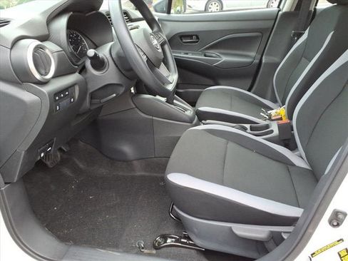 New 2025 Nissan Versa S w/ Trunk Package image 5