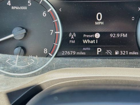 Used 2025 Nissan Rogue SV AWD/4WD image 14
