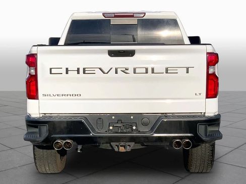 Used 2021 Chevrolet Silverado 1500 LT Trail Boss w/ Convenience Package II AWD/4WD image 5