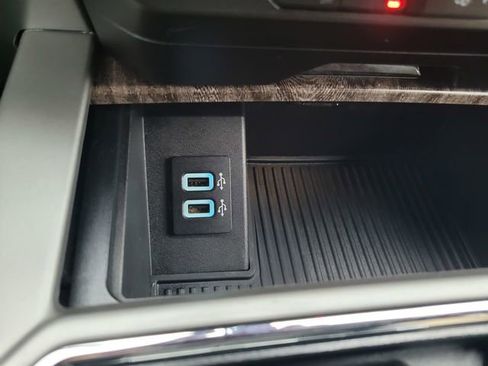 Certified 2019 Ford F250 Lariat w/ Lariat Ultimate Package image 24