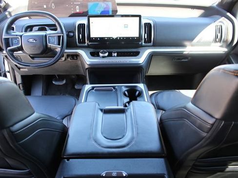 Used 2025 Ford Expedition Tremor AWD/4WD image 12