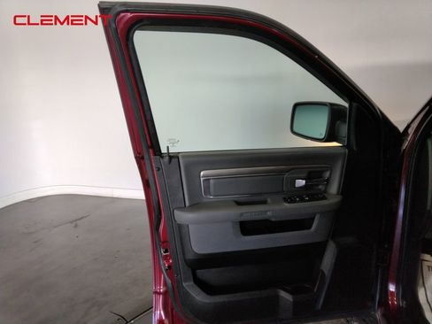 Used 2019 RAM 1500 Classic Warlock image 17