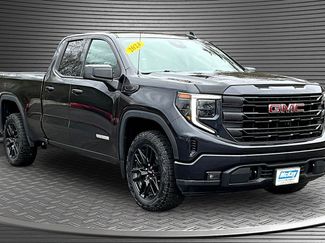 Used 2024 GMC Sierra 1500 Elevation video 1
