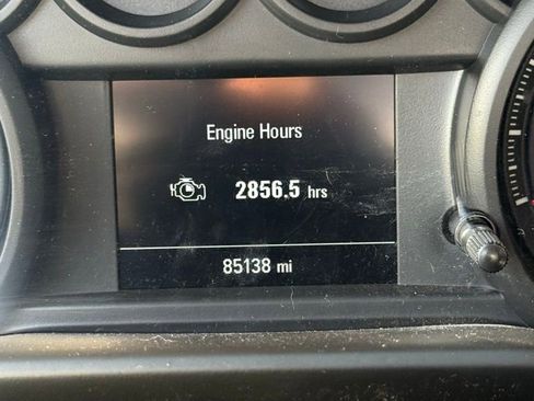 Used 2019 GMC Sierra 1500 4x4 Crew Cab w/ Convenience Package image 12