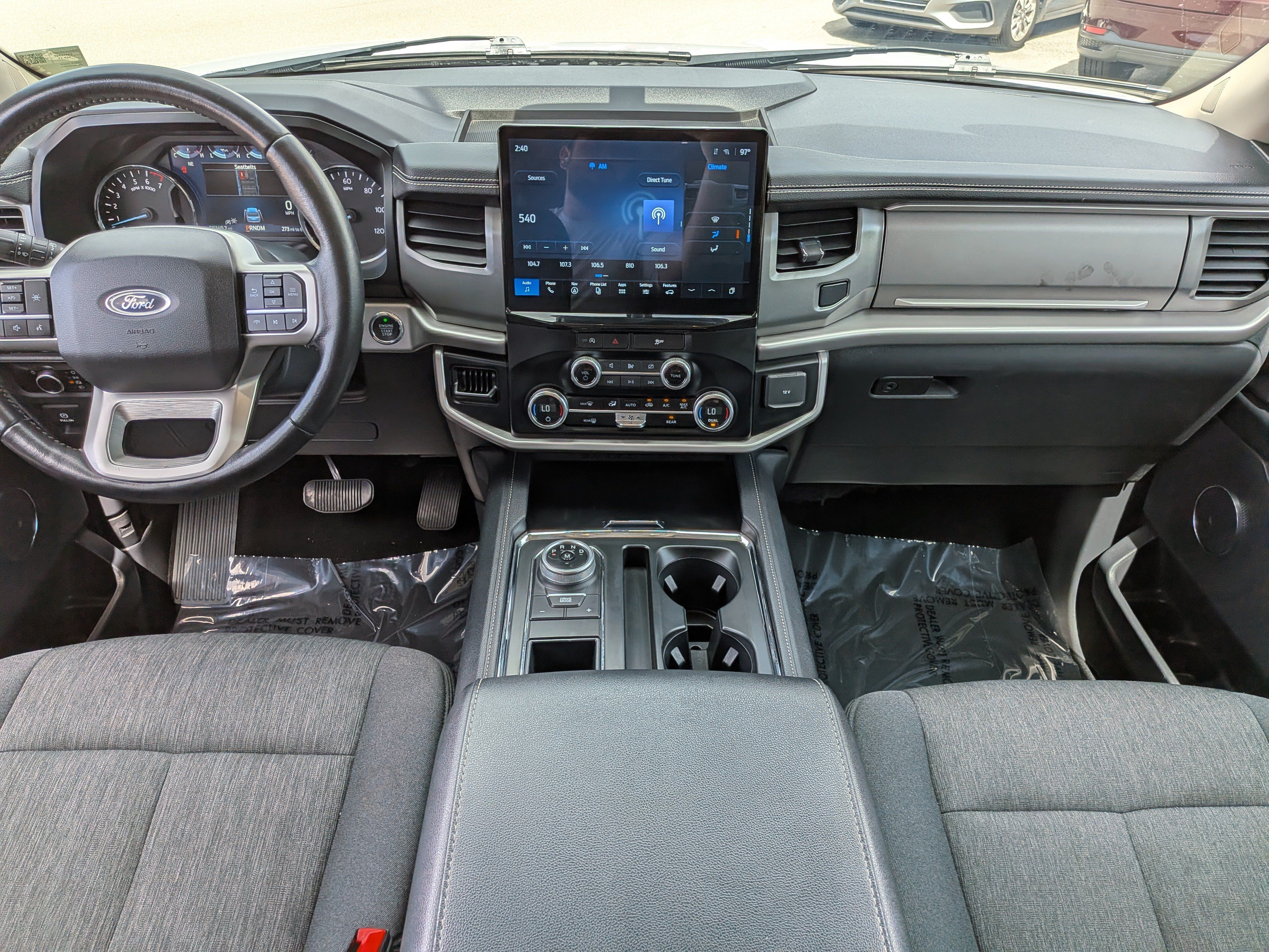 Used 2024 Ford Expedition XLT RWD image 16