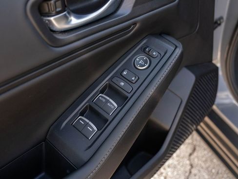 Used 2025 Honda Accord Sport image 12
