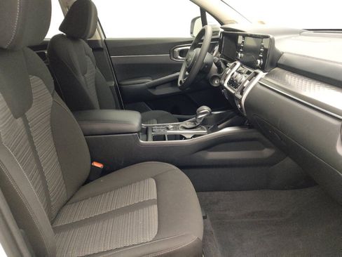 Used 2023 Kia Sorento LX image 21