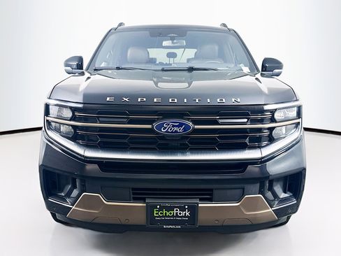 Used 2025 Ford Expedition King Ranch image 2