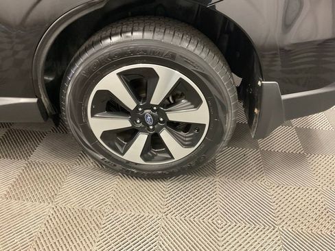 Used 2018 Subaru Forester 2.5i Premium w/ Popular Package #2A AWD/4WD image 7