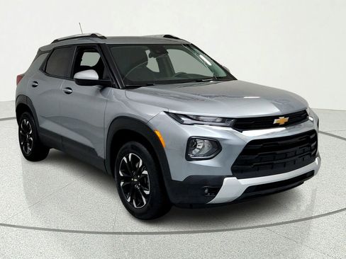 Used 2023 Chevrolet TrailBlazer LT w/ Convenience Package AWD/4WD image 7