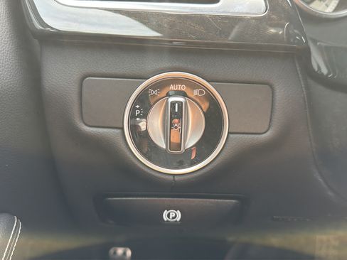 Used 2016 Mercedes-Benz CLS 550 4MATIC image 20