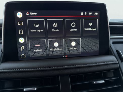 Used 2022 GMC Yukon SLT w/ SLT Luxury Package image 24