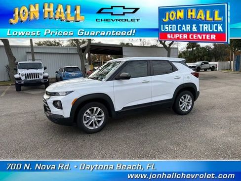 Used 2022 Chevrolet TrailBlazer LS image 3