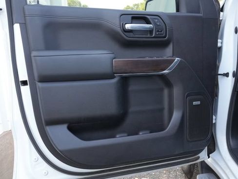 Used 2022 GMC Sierra 1500 SLT AWD/4WD image 13