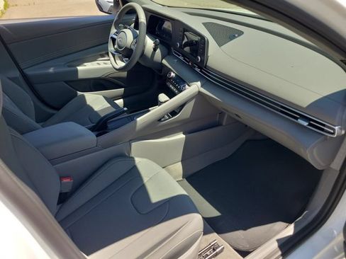 New 2026 Hyundai Elantra Sport FWD image 19