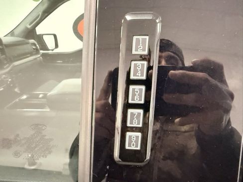 Used 2024 Ford F150 XLT w/ Mobile Office Package image 8