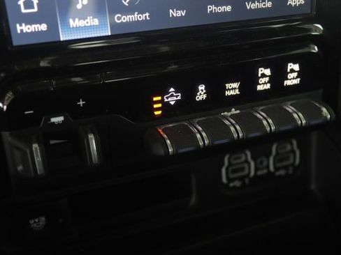 Used 2023 RAM 1500 Limited w/ (RED) Edition image 23